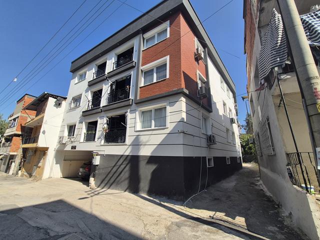 Konut - İZMİR BAYRAKLI - 117 m²