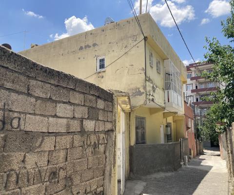 Diyarbakır Ergani 256 M2 Arsa 252m2 Bina