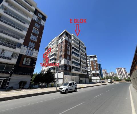 Diyarbakır Kayapınar 234m2 4+1 Apartman Dairesi — foto 3