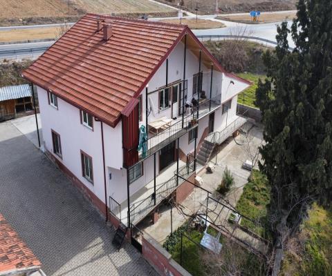 Denizli Çivril 1300,66 M2 Alanlı Arsa Üzerinde Toplam 558 M2 Alanlı Mesken, Ahır, Müştemilat Ve Sundurma Köy Evi — foto 4