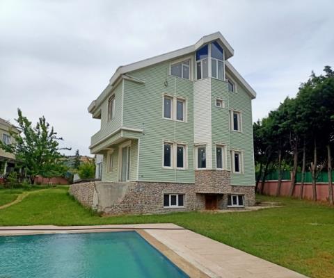 Konut - İSTANBUL BÜYÜKÇEKMECE - 329 m²
