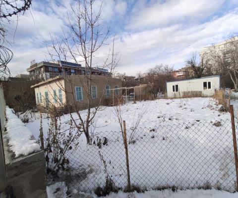Van İpekyolu Satılık Müstakil Ev Ve Arsalar (toplam 3843,67 M2)