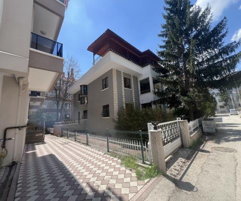 Ankara Çubuk 554+38 M2 Teras Alanlı Konut