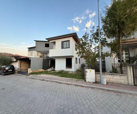 Denizli Merkezefendi Satılık Müstakil Ev - Müstakil Ev