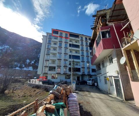 Gümüşhane Torul 191 M2 5+1 Apartman Dairesi