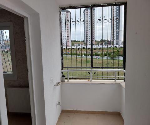 Adana Sarıçam 65 M2 2 +1 Apartman Dairesi — foto 4