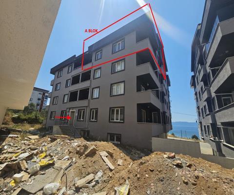 Yalova Armutlu 180 M2 4 + 1 Apartman Dairesi — foto 3