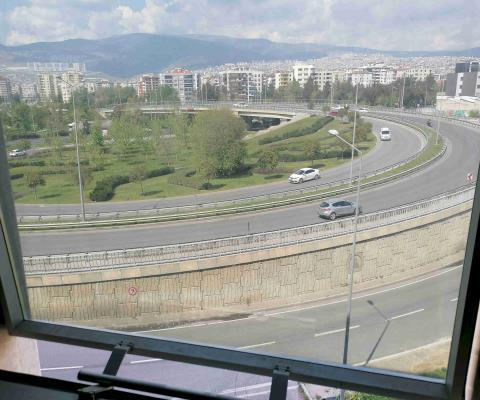 İzmir Bornova Satılık Dükkan & Mağaza