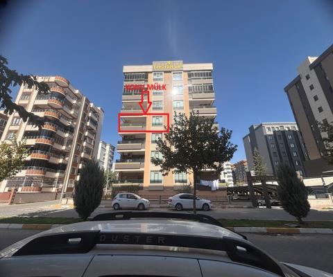 Şanlıurfa Karaköprü 150 M2 2+1 Apartman Dairesi — foto 2