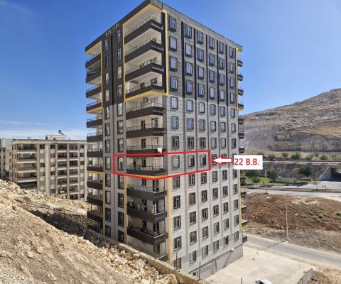 Şanlıurfa Eyyübiye 140 M2 3+1 Apartman Dairesi — foto 3