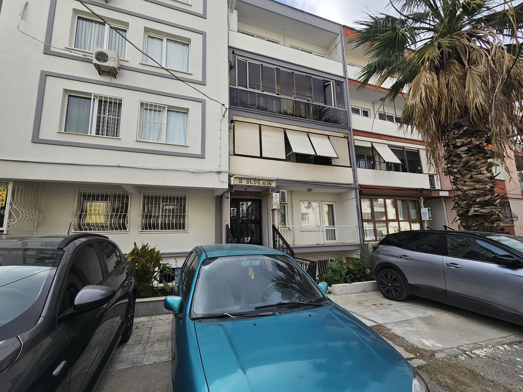 Konut - İZMİR KARABAĞLAR - 97 m²