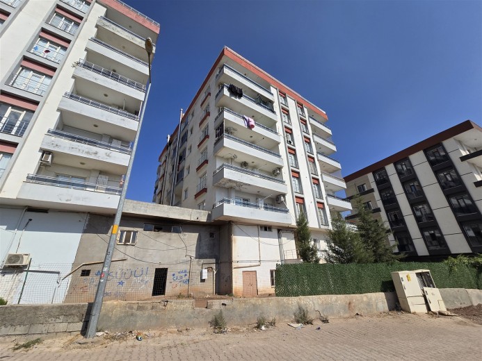Mardin Derik 145.00 M2 3+1 Apartman Dairesi