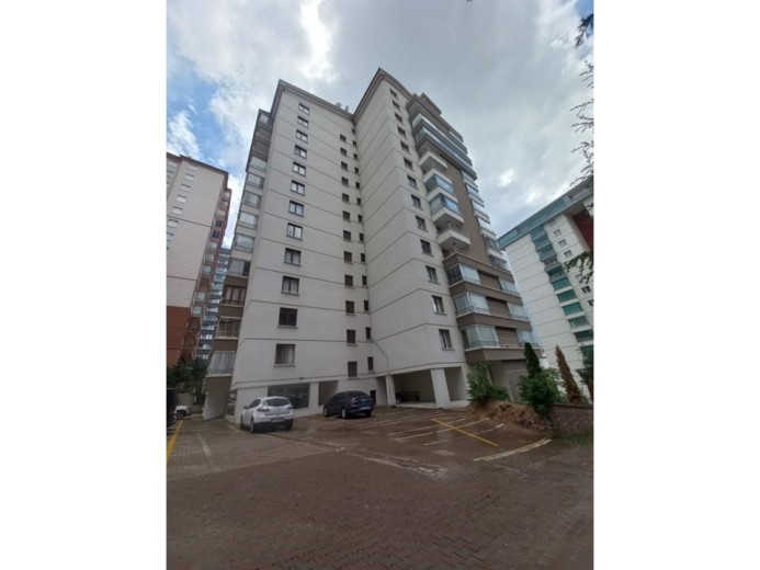 Ankara Yenimahalle 257 M2 5+1 Satılık Konut