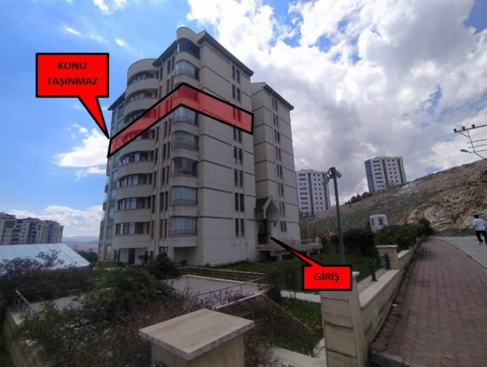 Elazığ Merkez 240 M2 4+1 Satılık Apartman Dairesi — foto 6
