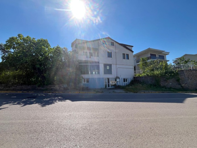 Kocaeli Başiskele Satılık 120m2 Dükkan & Mağaza