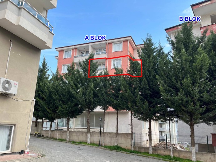 Bursa İnegöl 125.00 M2 3+1 Apartman Dairesi — foto 4