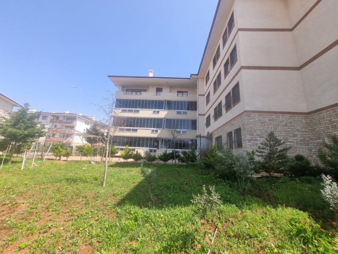 Gaziantep Şehitkamil 210 M2 4+1 Apartman Dairesi