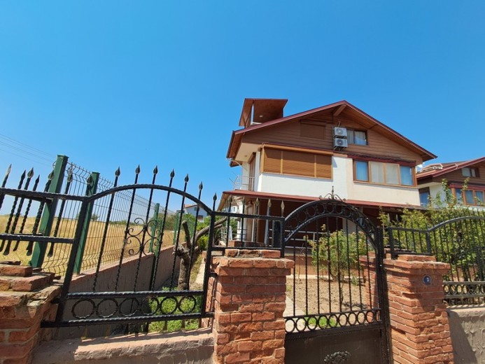 İzmir Dikili 69.00 M2 2+1 Villa — foto 4