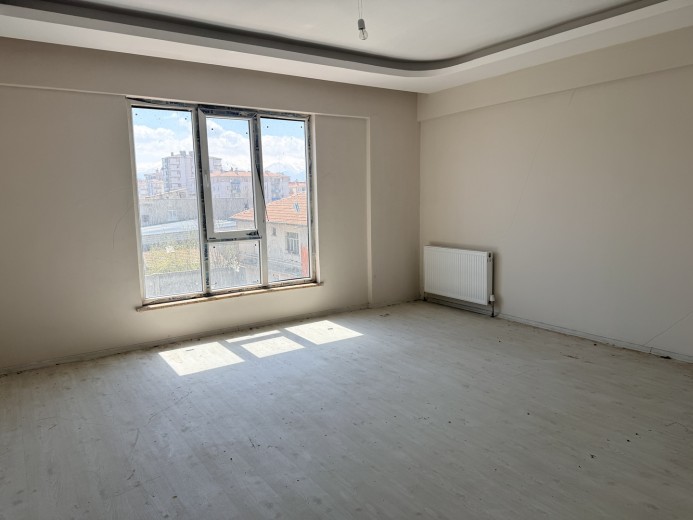 Kayseri Kocasinan 105 M2 3+1 Mesken — foto 10