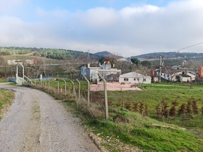Balıkesir Karesi 3642.00 M2 + Tarla