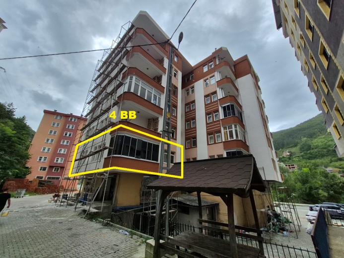 Artvin Borçka 130.00 M2 3+1 Apartman Dairesi