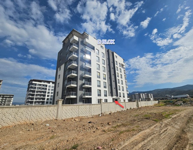 İzmir Menemen 95 M2 3+1 Apartman Dairesi — foto 2