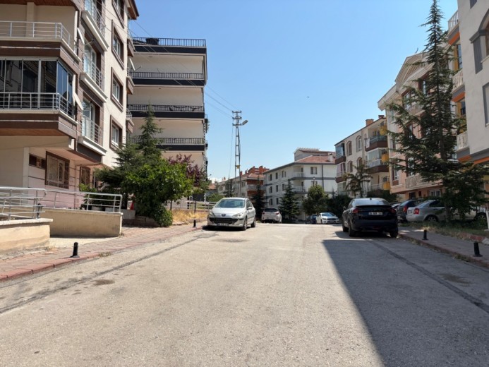 Ankara Keçiören 132 M2 3 + 1 Apartman Dairesi — foto 9