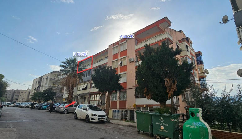 İzmir Karabağlar 97.00 M2 3+1 Apartman Dairesi