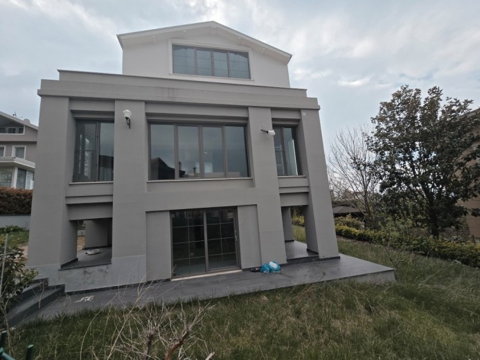 Bursa Mudanya 284 M2 4+1 Villa — foto 3