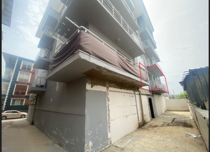 İzmir Bornova 74m2 2+1 Apartman Dairesi — foto 3