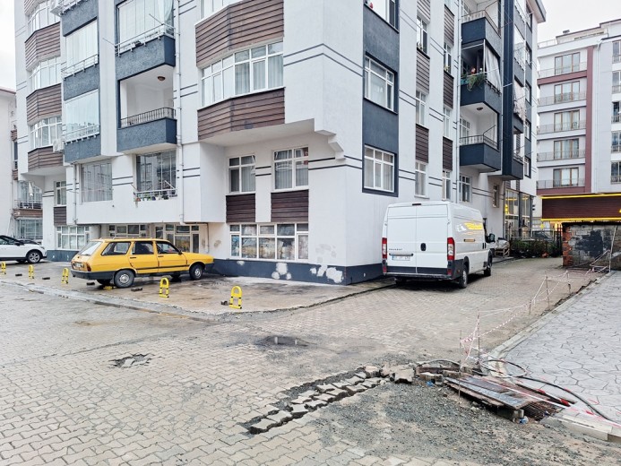 Artvin Arhavi 130.00 M2 3+1 Apartman Dairesi — foto 5
