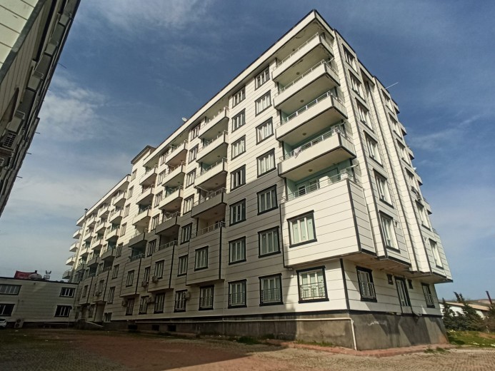 Siirt Merkez  50 M2 1+0 Satılık Apartman Dairesi