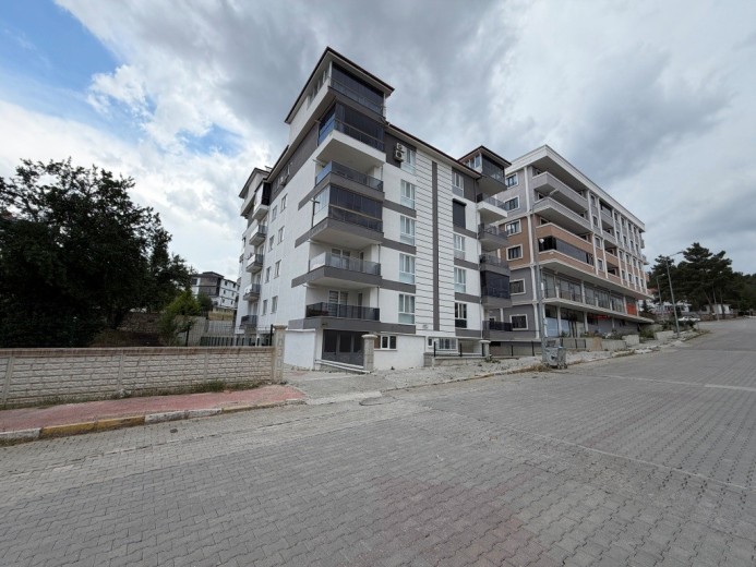 Denizli Acıpayam 116 M2 3+1 Apartman Dairesi — foto 5