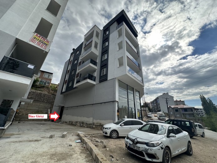 Van İpekyolu 86 M2 2+1 Apartman Dairesi — foto 2