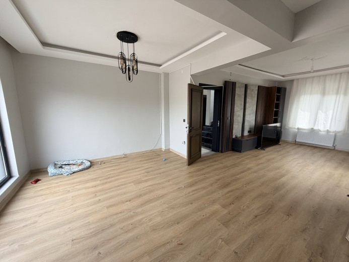 Kırıkkale Merkez 159.00 M2 4+1 Dubleks Mesken — foto 9
