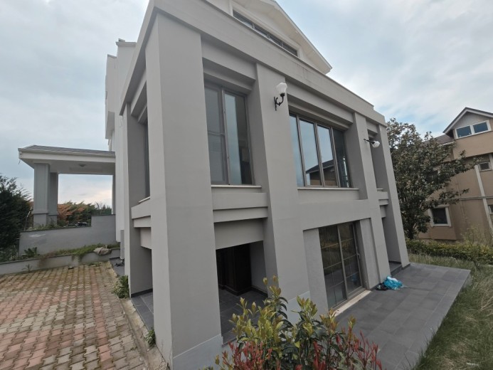 Bursa Mudanya 284 M2 4+1 Villa