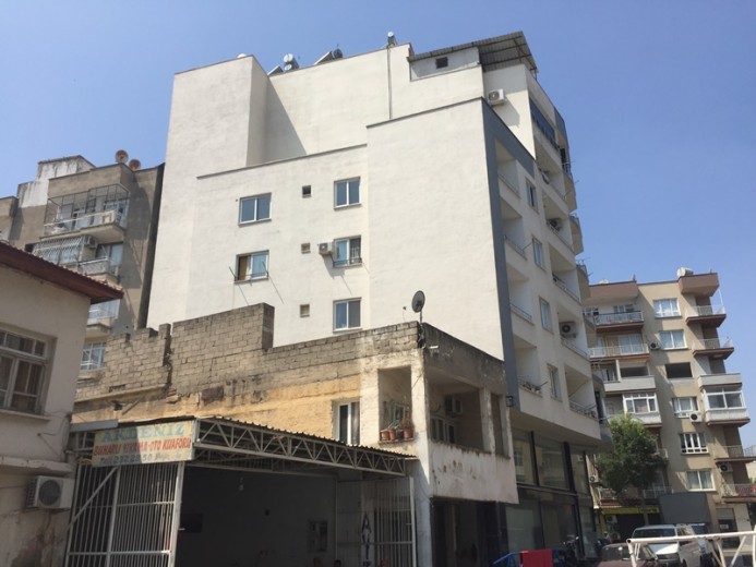Mersin Akdeniz 37 M2 1+1 Mesken