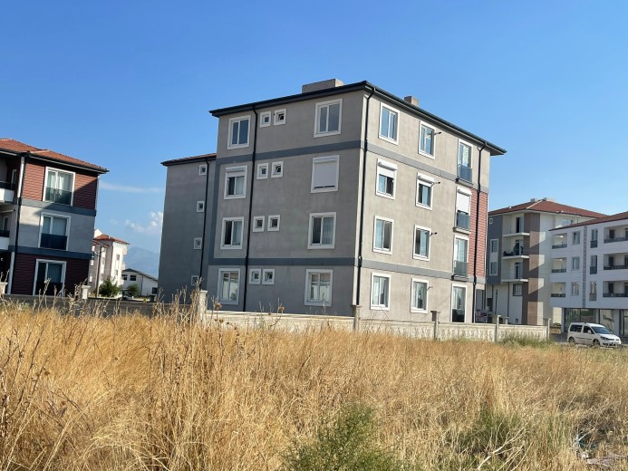 Afyonkarahisar Bolvadin 130 M2 3+1 Apartman Dairesi — foto 3