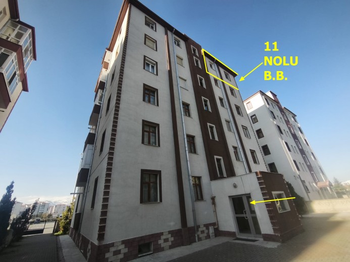 Kayseri Kocasinan 104 M2 3+1 Apartman Dairesi — foto 4