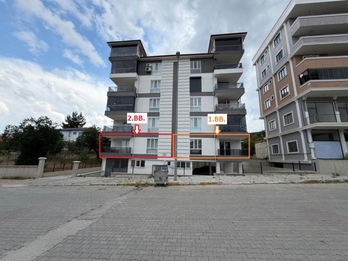 Denizli Acıpayam 116 M2 3+1 Apartman Dairesi — foto 2