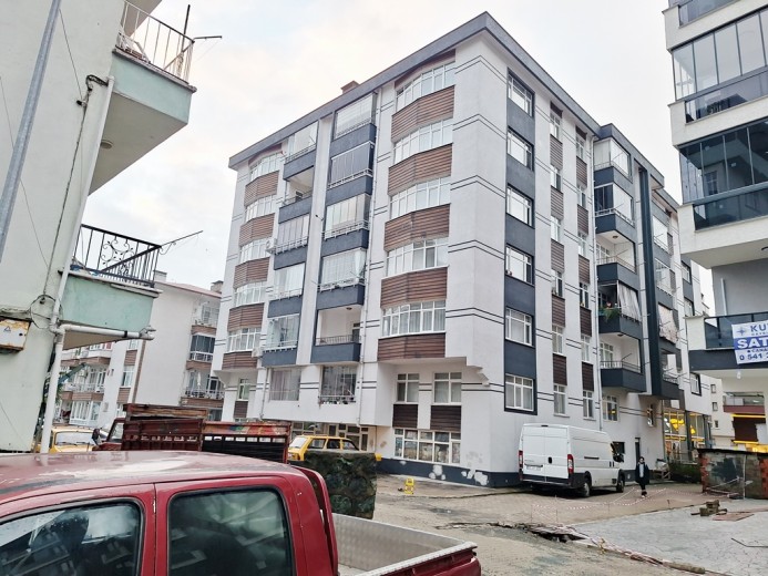 Artvin Arhavi 130.00 M2 3+1 Apartman Dairesi — foto 2
