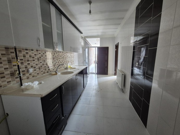 Konya Cihanbeyli 125 M2 3+1 Mesken — foto 6