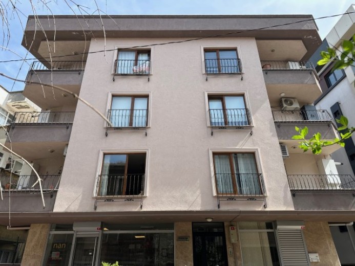 İstanbul Beşiktaş 110 M2 3+1 Apartman Dairesi
