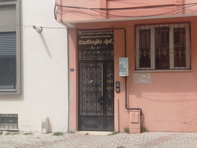 İzmir Buca 64 M2 2+1 Apartman Dairesi — foto 3