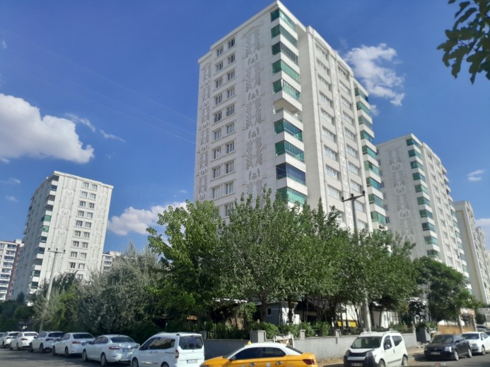 Diyarbakır Kayapınar 220 M2 4 + 1  Apartman Dairesi — foto 2