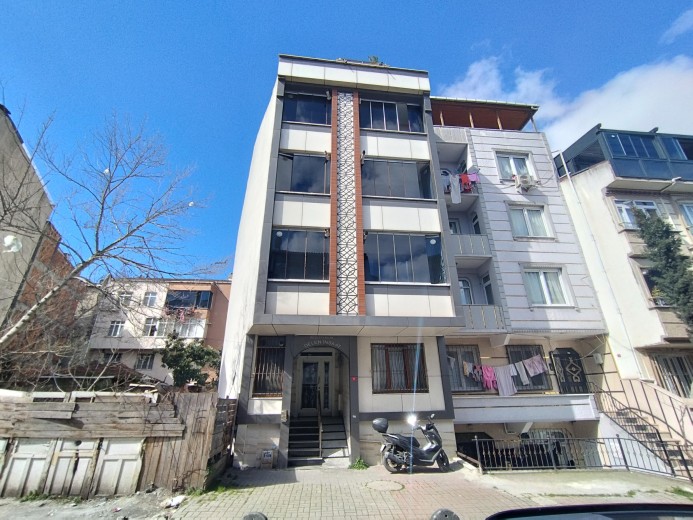İstanbul Küçükçekmece 72.00 M2 2+1 Apartman Dairesi
