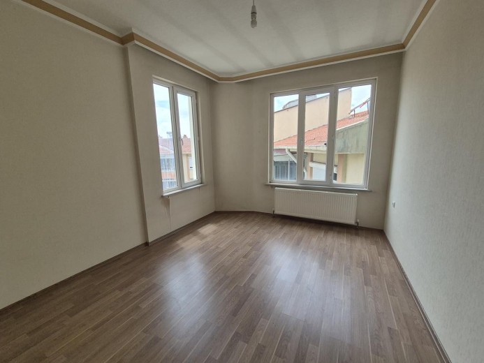 Konya Cihanbeyli 125 M2 3+1 Mesken — foto 9