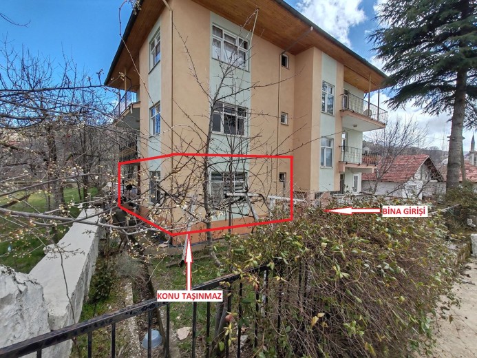 Burdur Altınyayla 135  M2 2+1 Apartman Dairesi