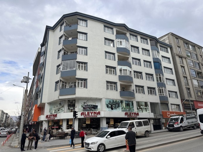 Van İpekyolu 153 M2 3+1 Mesken — foto 4