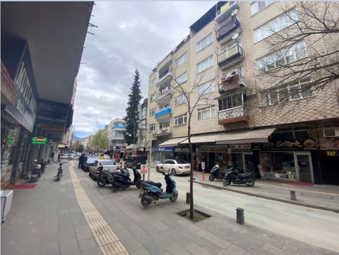 Amasya Merkez Satılık 32m2 + 20m2 =52m2 Dükkan & Mağaza — foto 7